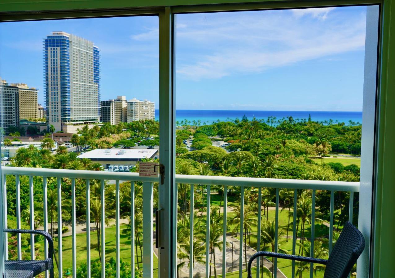 Hotel La Croix Honolulu Exterior photo